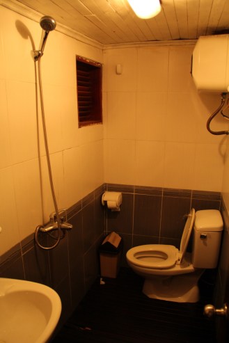 Boat Hotel Bath Room