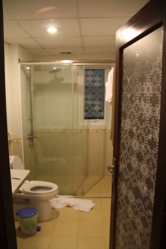 Cat Ba Hotel Bath Room