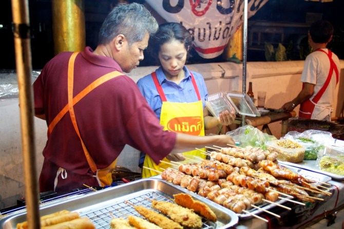 If you look closely, you can see the bacon wrapped mini sausages on the grill.  They were as unhealthy as they sound.