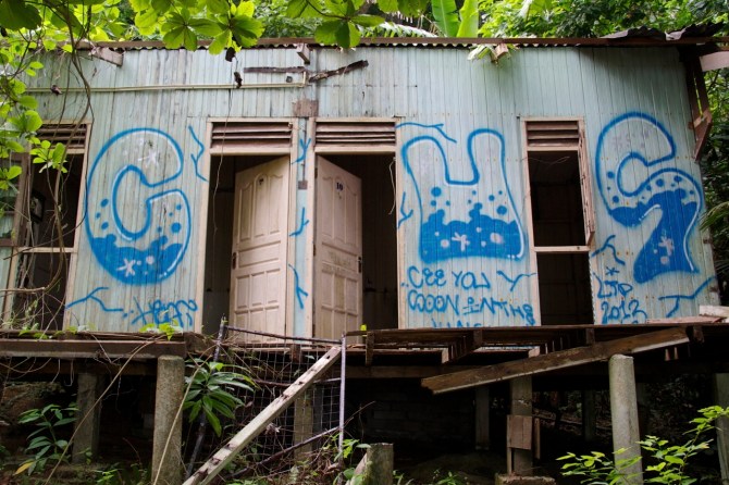 From what I could tell - this place closed down around 2009 or 2010.